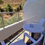 Virginia * Sarandë