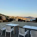 アパート Virginia Sarandë