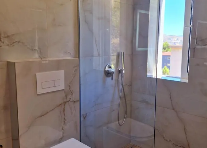 Apartment Virginia Sarandë