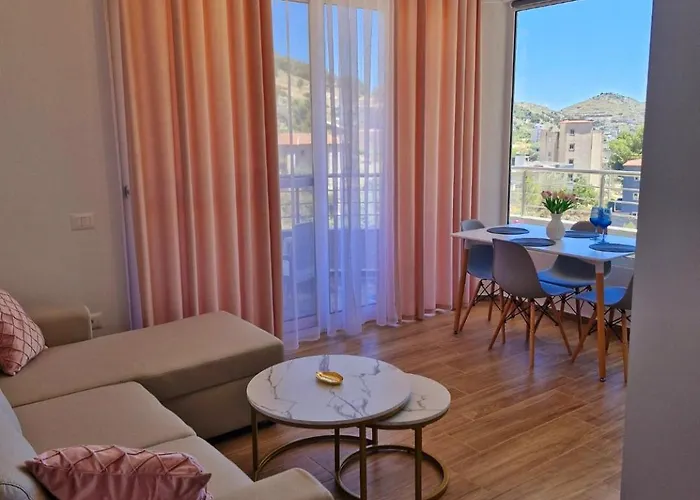 Virginia Apartment *